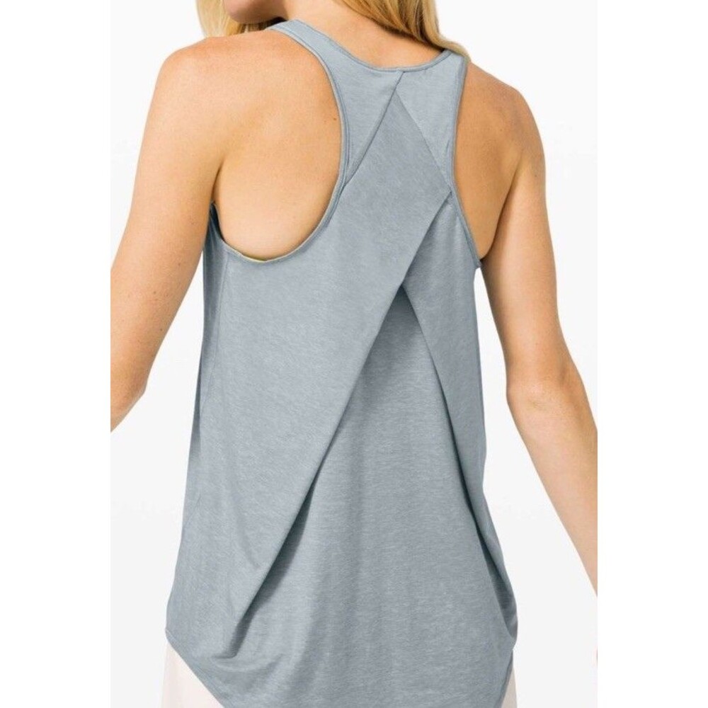 Lululemon Size 8 Essential Tank Light Blue